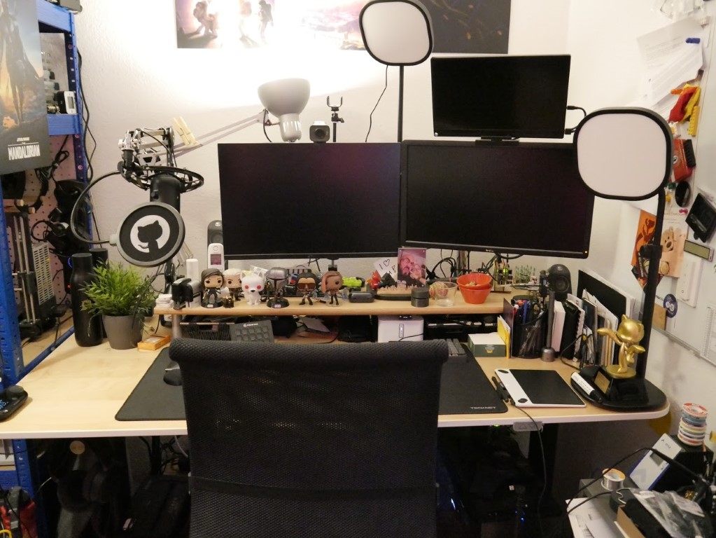 My monitors, mounted on a gas lift mount