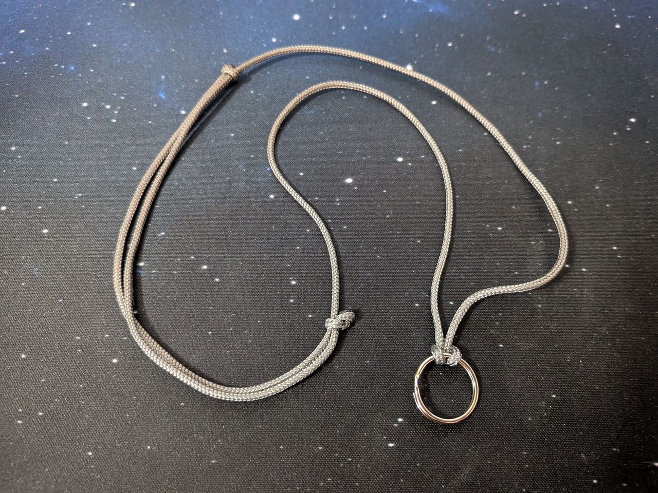 The finished holder: a paracord loop of adjustable size, with an attached key ring